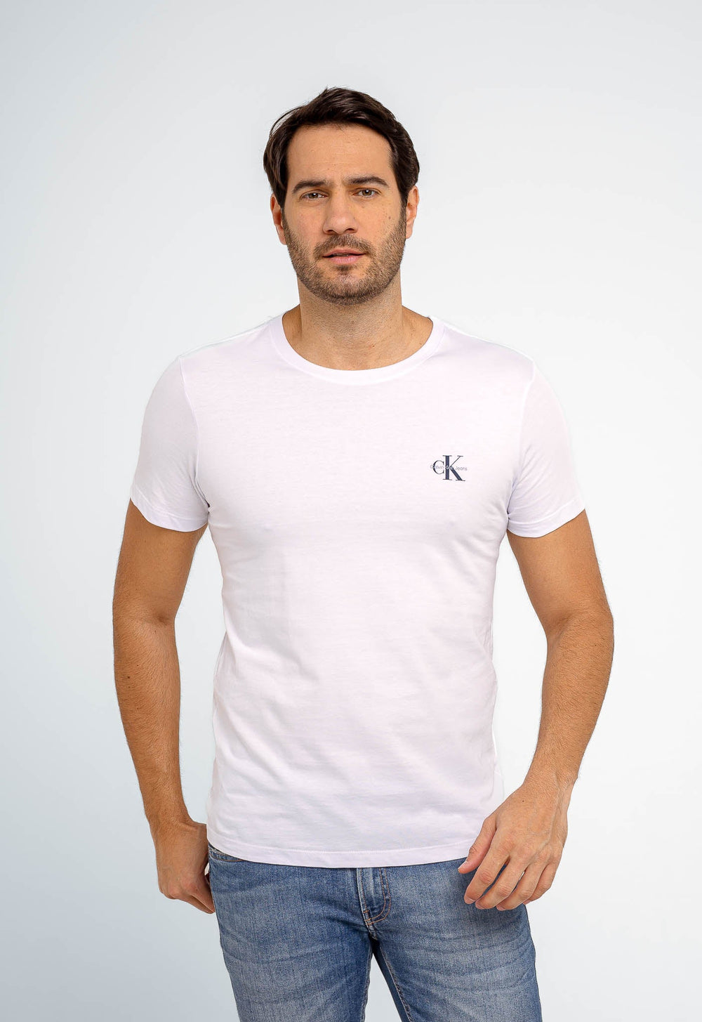 Camiseta Calvin Klein Jeans Logo Peito - Henri Store