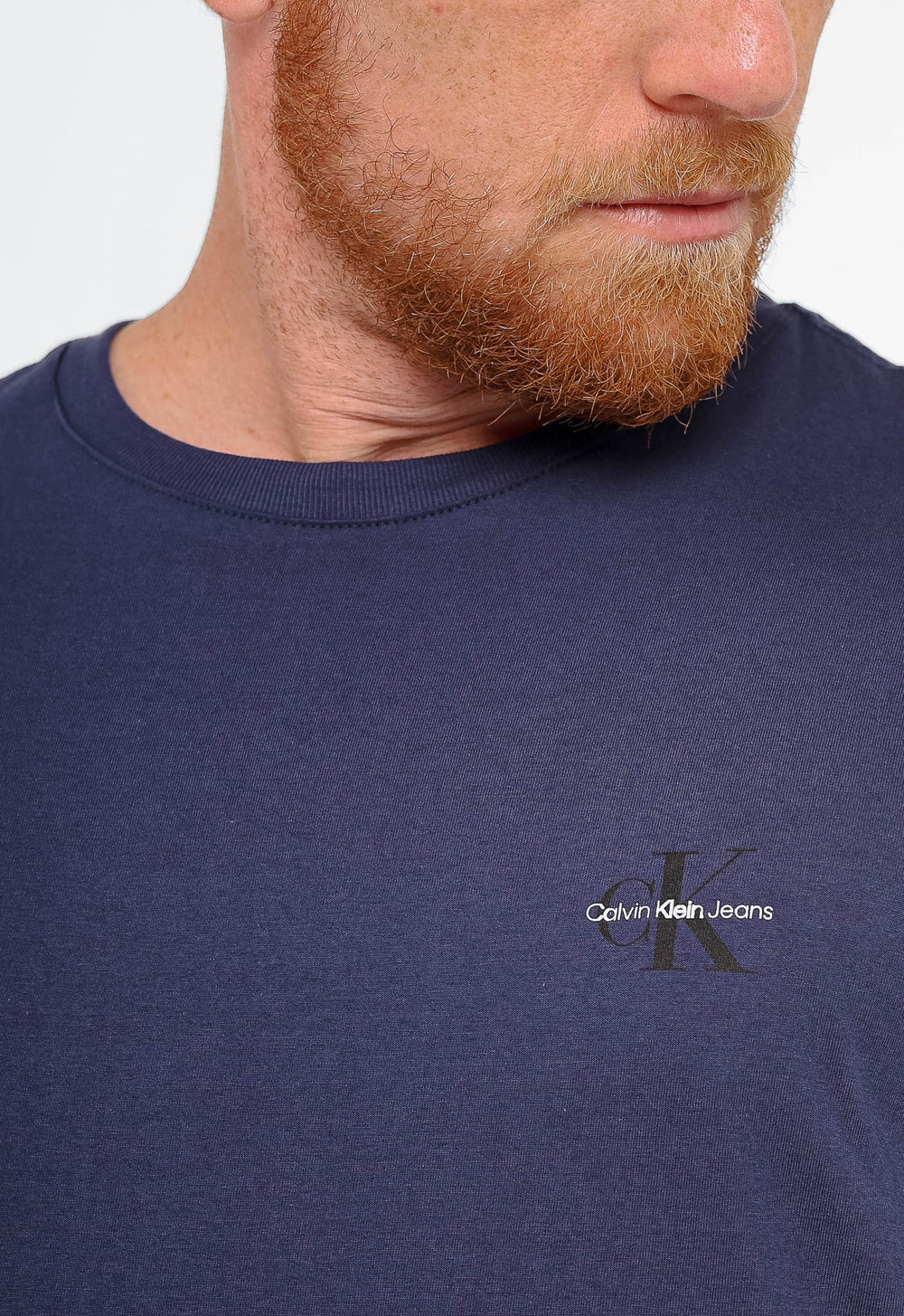 Camiseta Calvin Klein Jeans Logo Peito - Henri Store