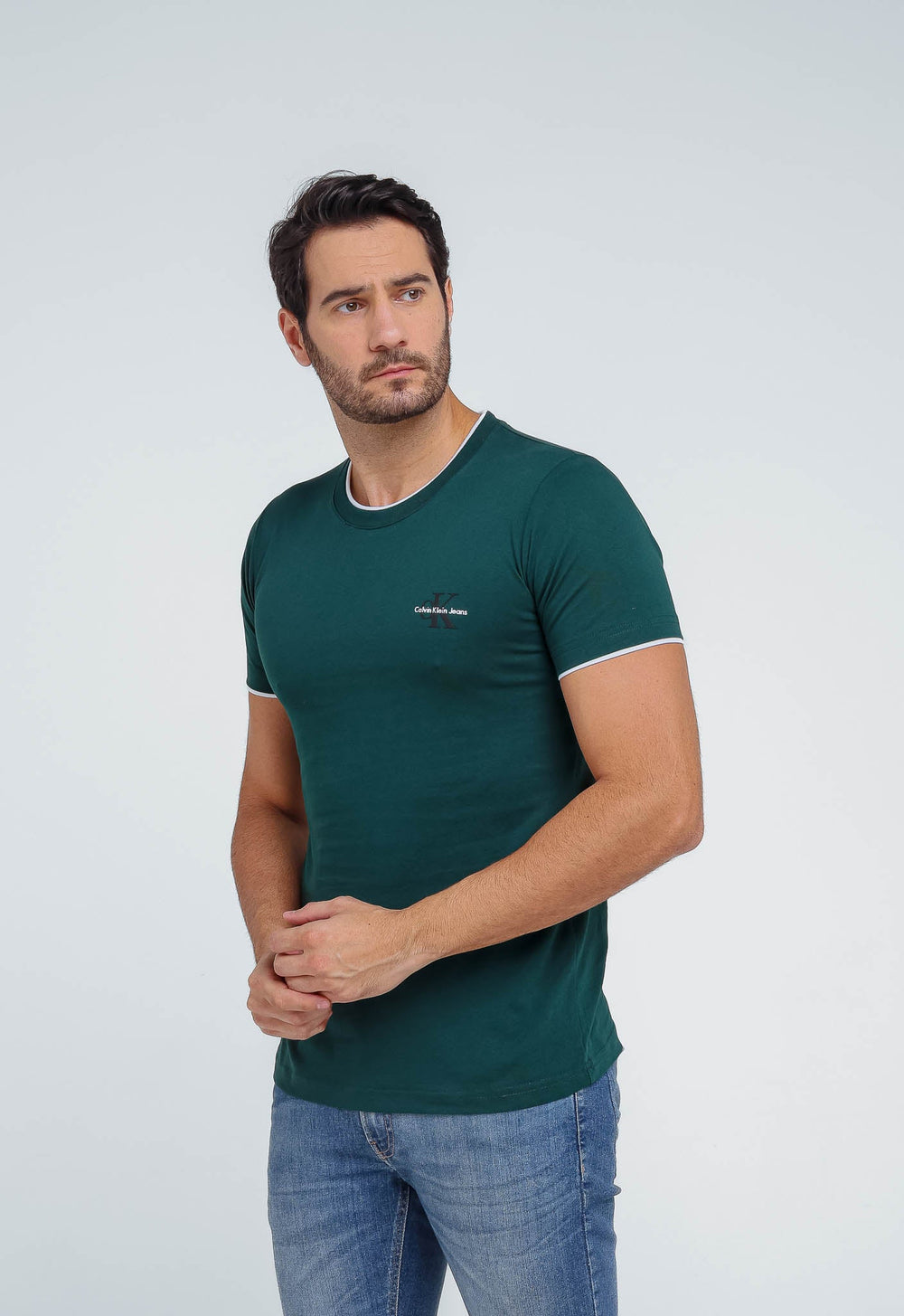 Camiseta Calvin Klein Jeans Logo Peito - Henri Store