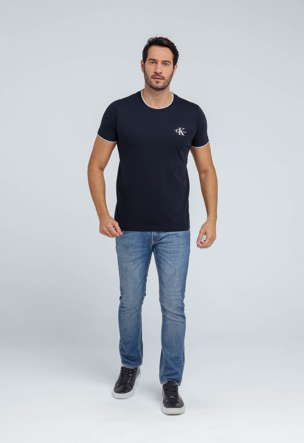 Camiseta Calvin Klein Jeans Logo Peito - Henri Store