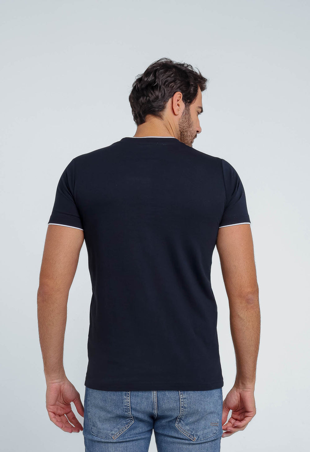 Camiseta Calvin Klein Jeans Logo Peito - Henri Store
