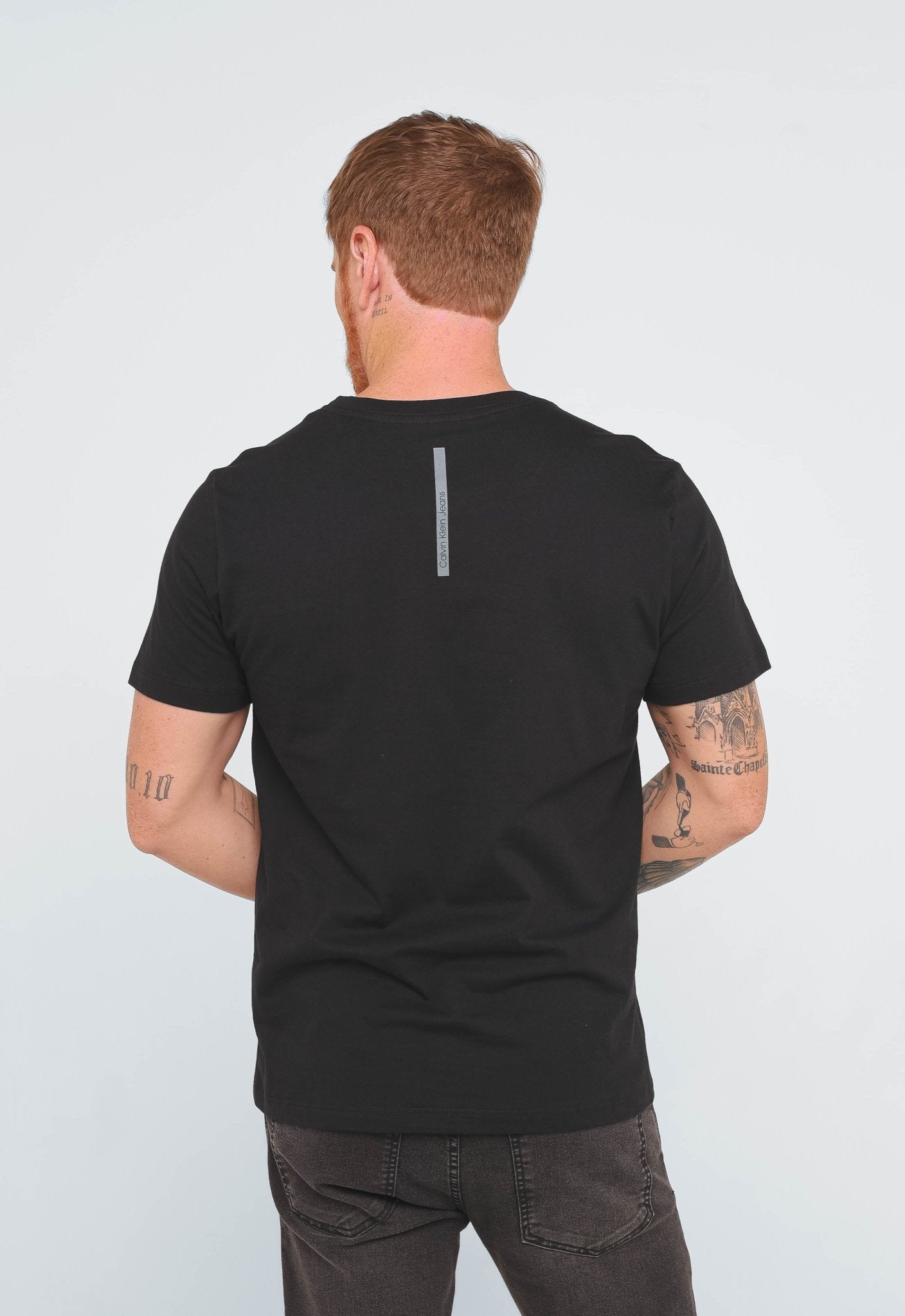 Camiseta Calvin Klein Jeans Logo Track - Henri Store