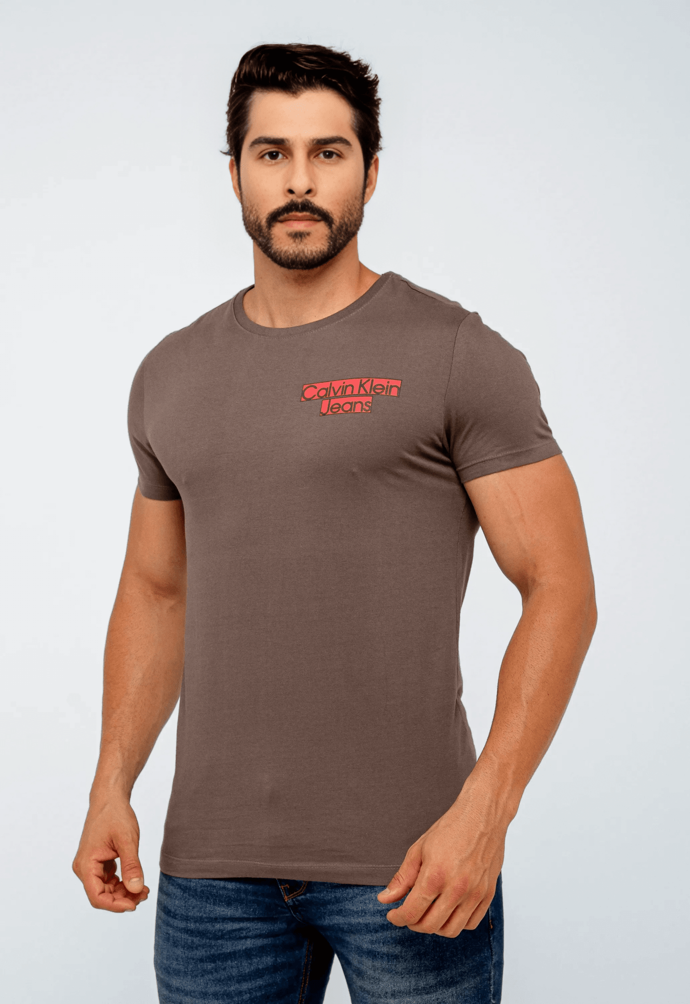 Camiseta Calvin Klein Jeans Regular Fit Embossed Peito - Henri Store