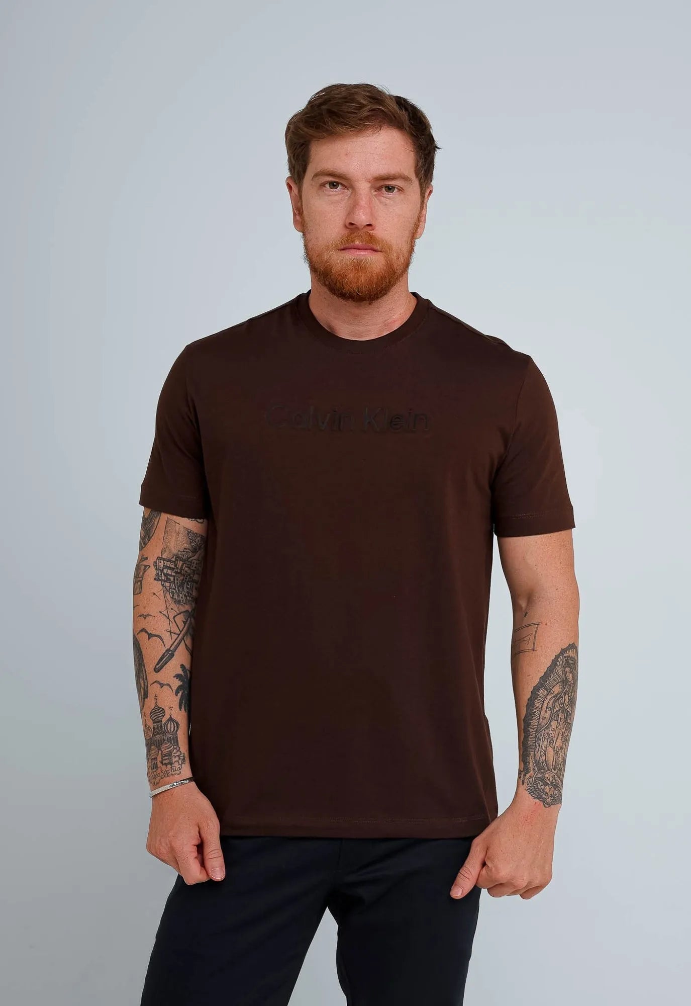 Camiseta Calvin Klein Logo Alto Relevo - Henri Store