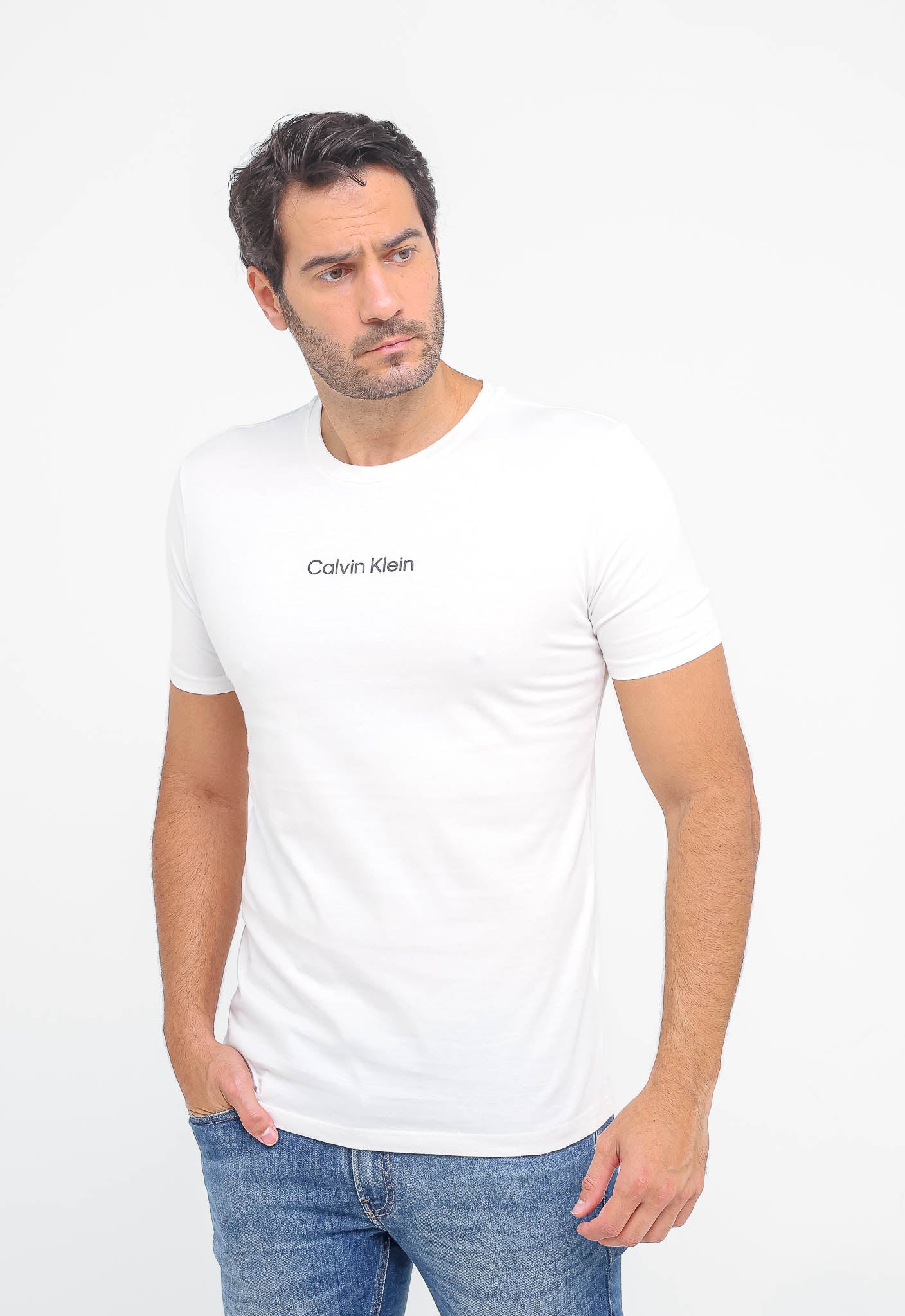 Camiseta Calvin Klein Logo Alto Relevo - Henri Store