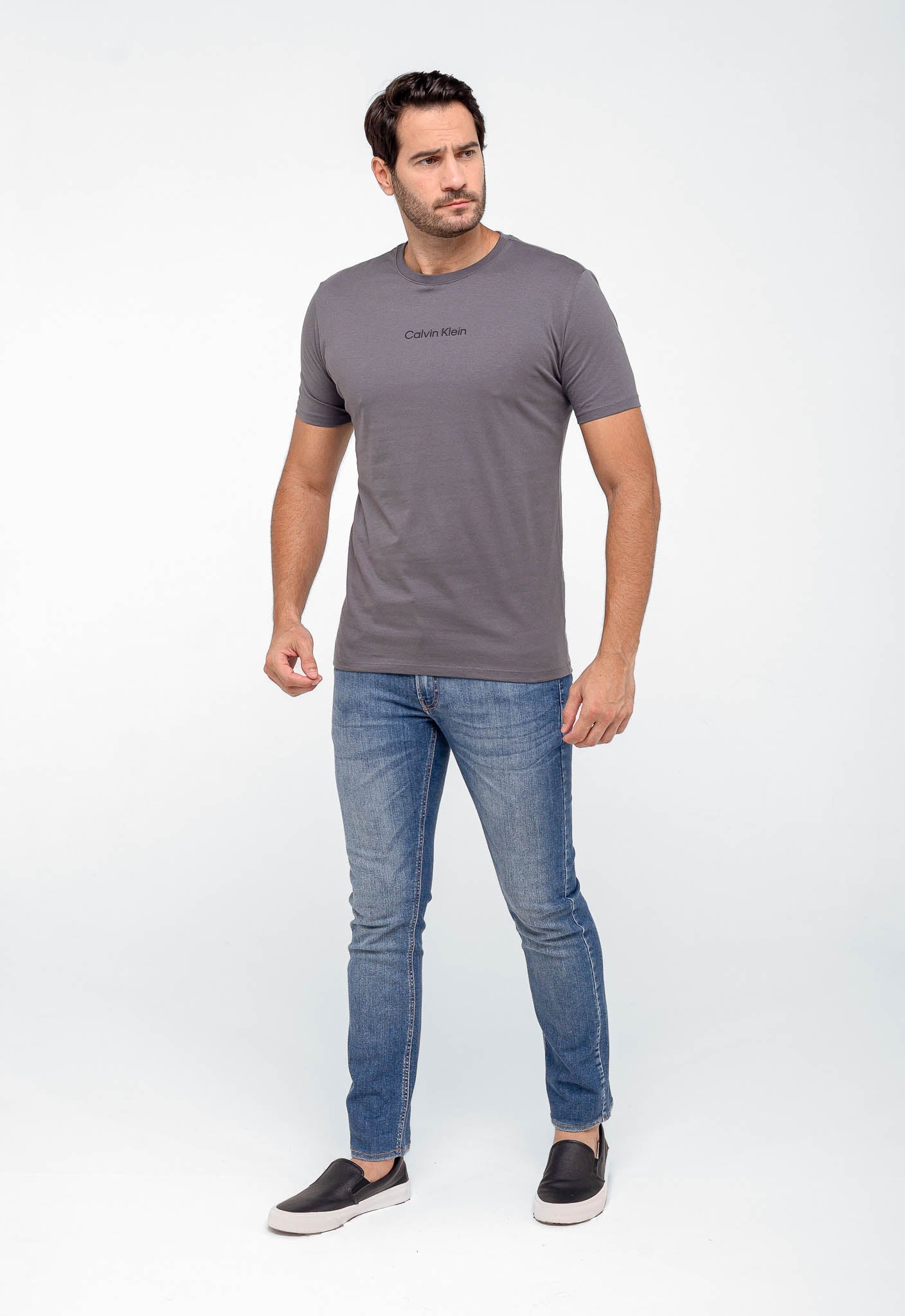 Camiseta Calvin Klein Logo Alto Relevo - Henri Store