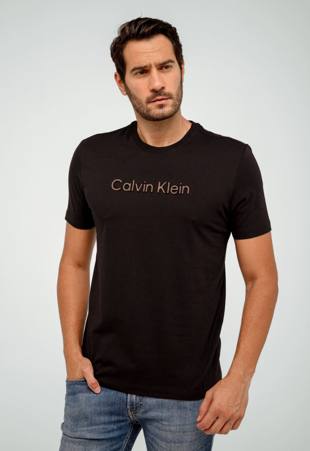 Camiseta Calvin Klein Logo Alto Relevo - Henri Store