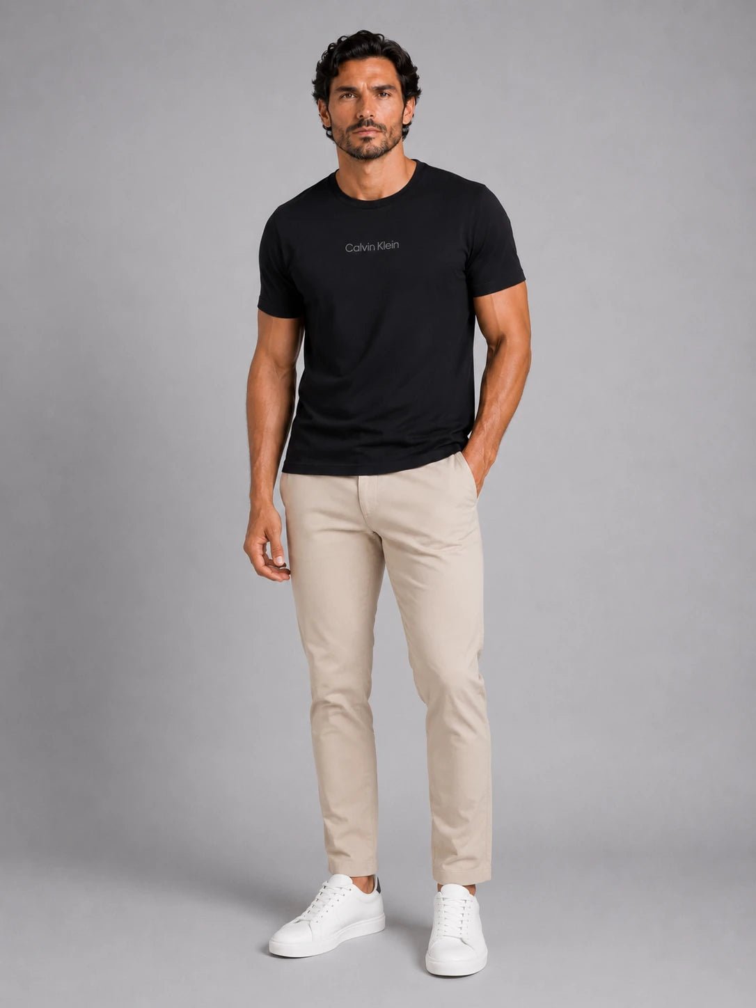 Camiseta Calvin Klein Logo Alto Relevo - Henri Store