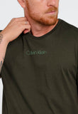 Camiseta Calvin Klein Logo Alto Relevo - Henri Store