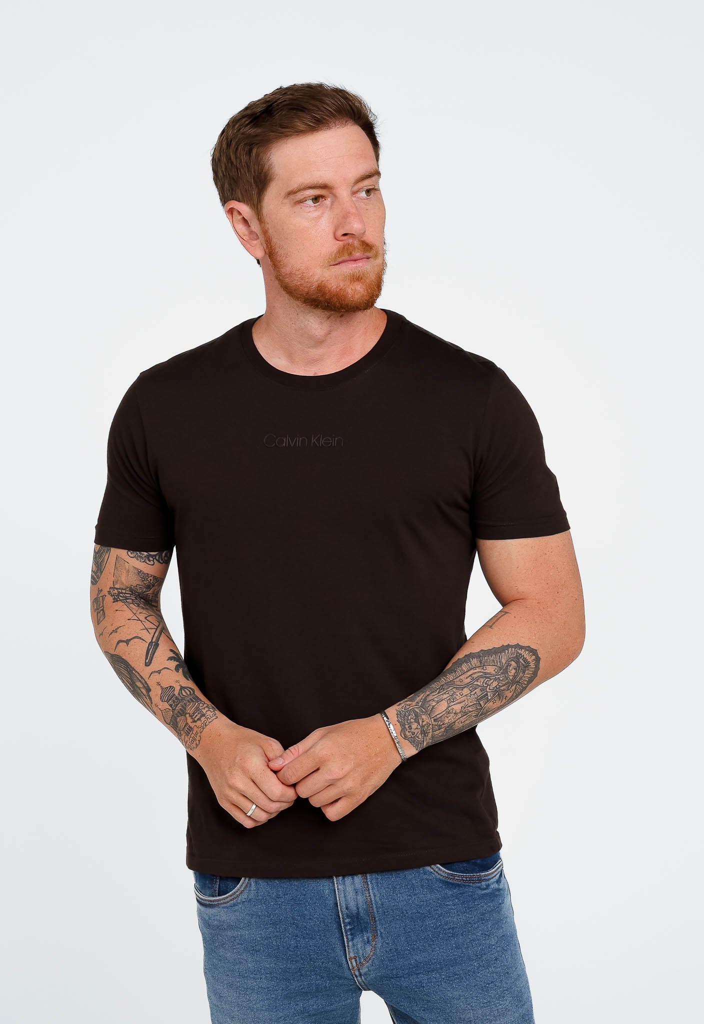 Camiseta Calvin Klein Logo Alto Relevo - Henri Store