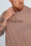 Camiseta Calvin Klein Logo Alto Relevo - Henri Store