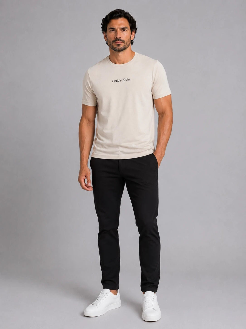 Camiseta Calvin Klein Logo Alto Relevo - Henri Store