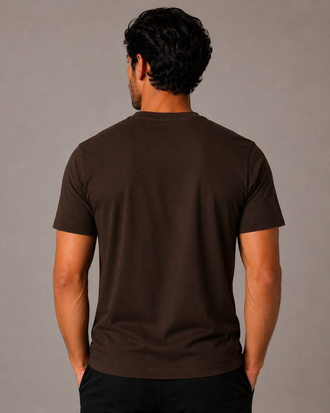 Camiseta Calvin Klein Logo Central Bordado - Henri Store