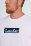 Camiseta Calvin Klein Logo Central Branco - Henri Store