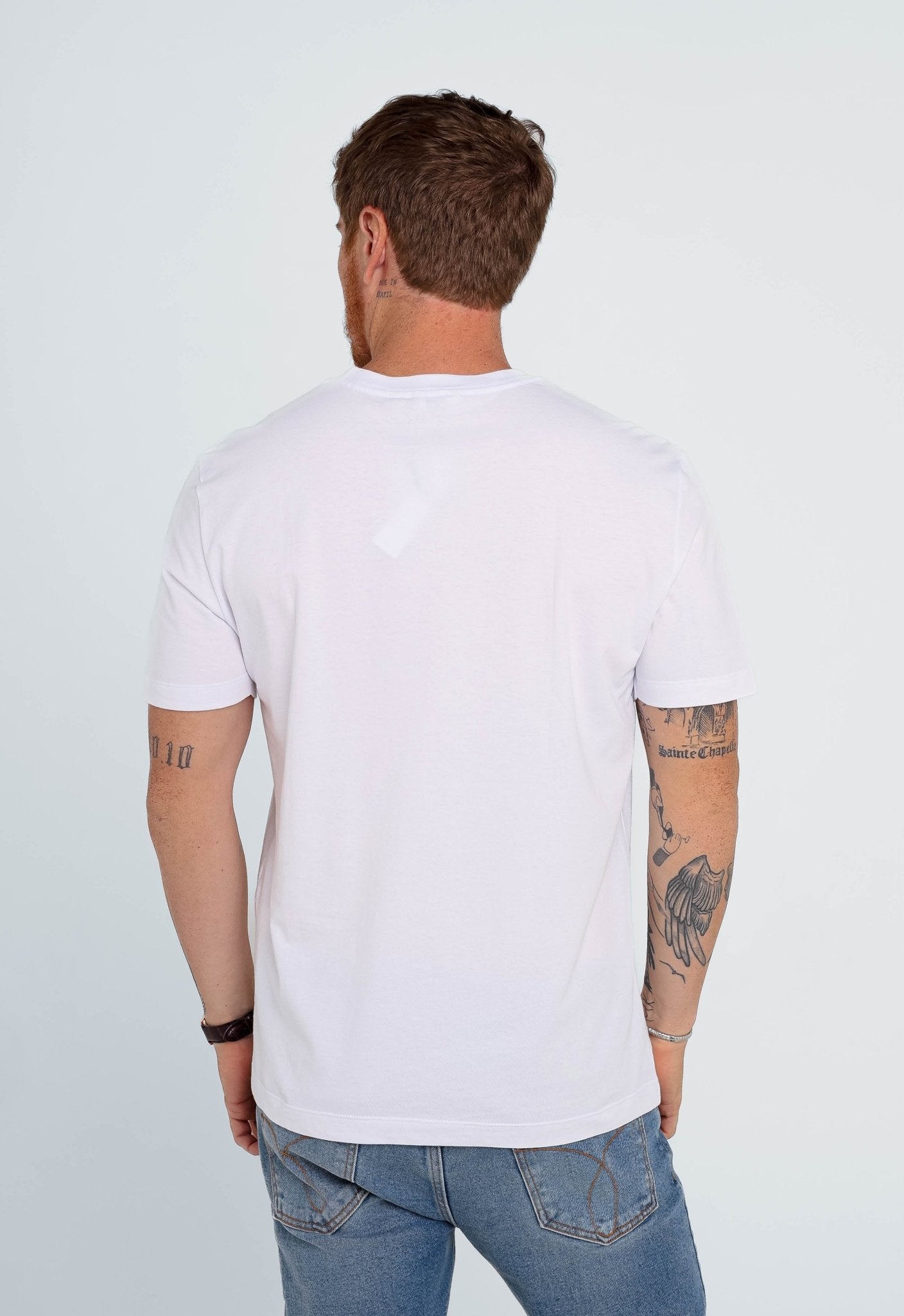 Camiseta Calvin Klein Logo Central Branco - Henri Store