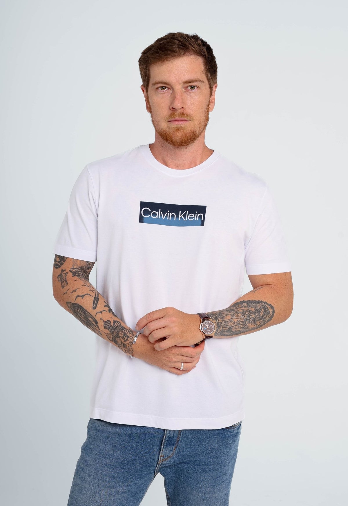 Camiseta Calvin Klein Logo Central Branco - Henri Store