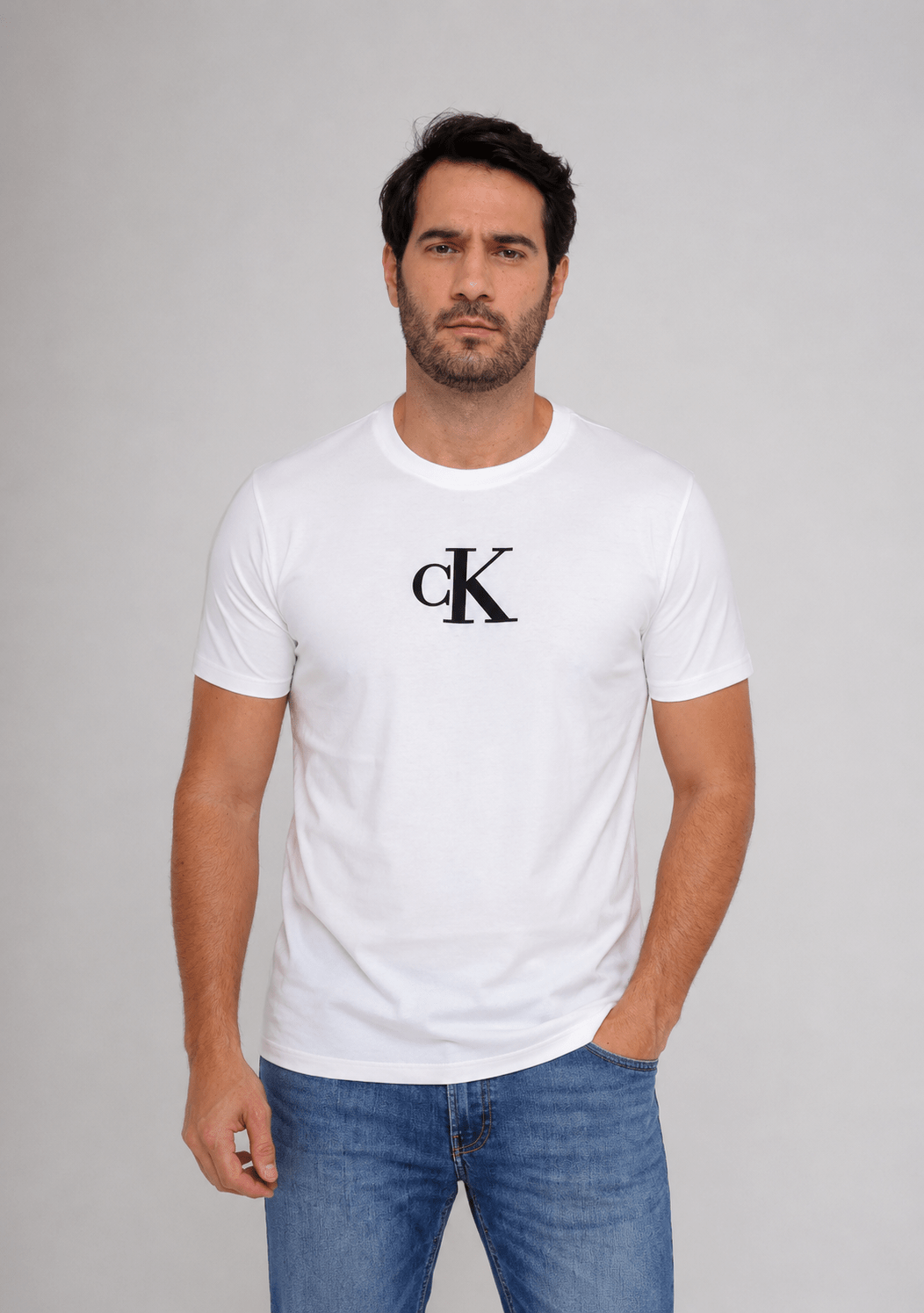 Camiseta Calvin Klein Logo Central CK - LIVE - Henri Store