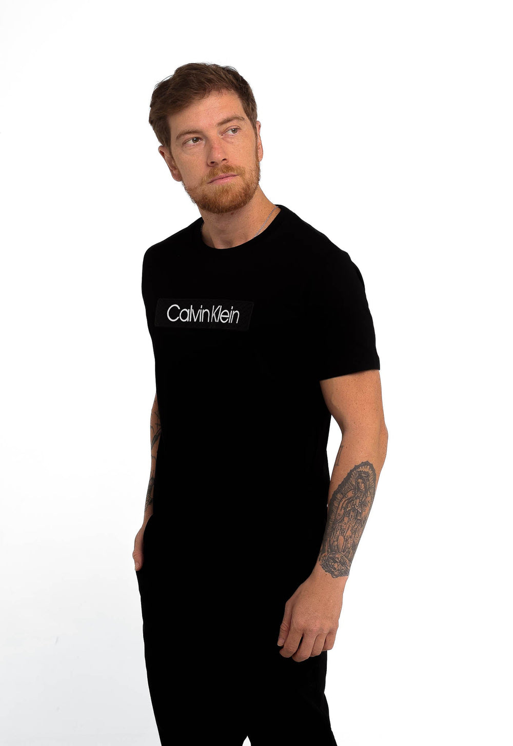 Camiseta Calvin Klein Logo Central Emborrachado - Henri Store