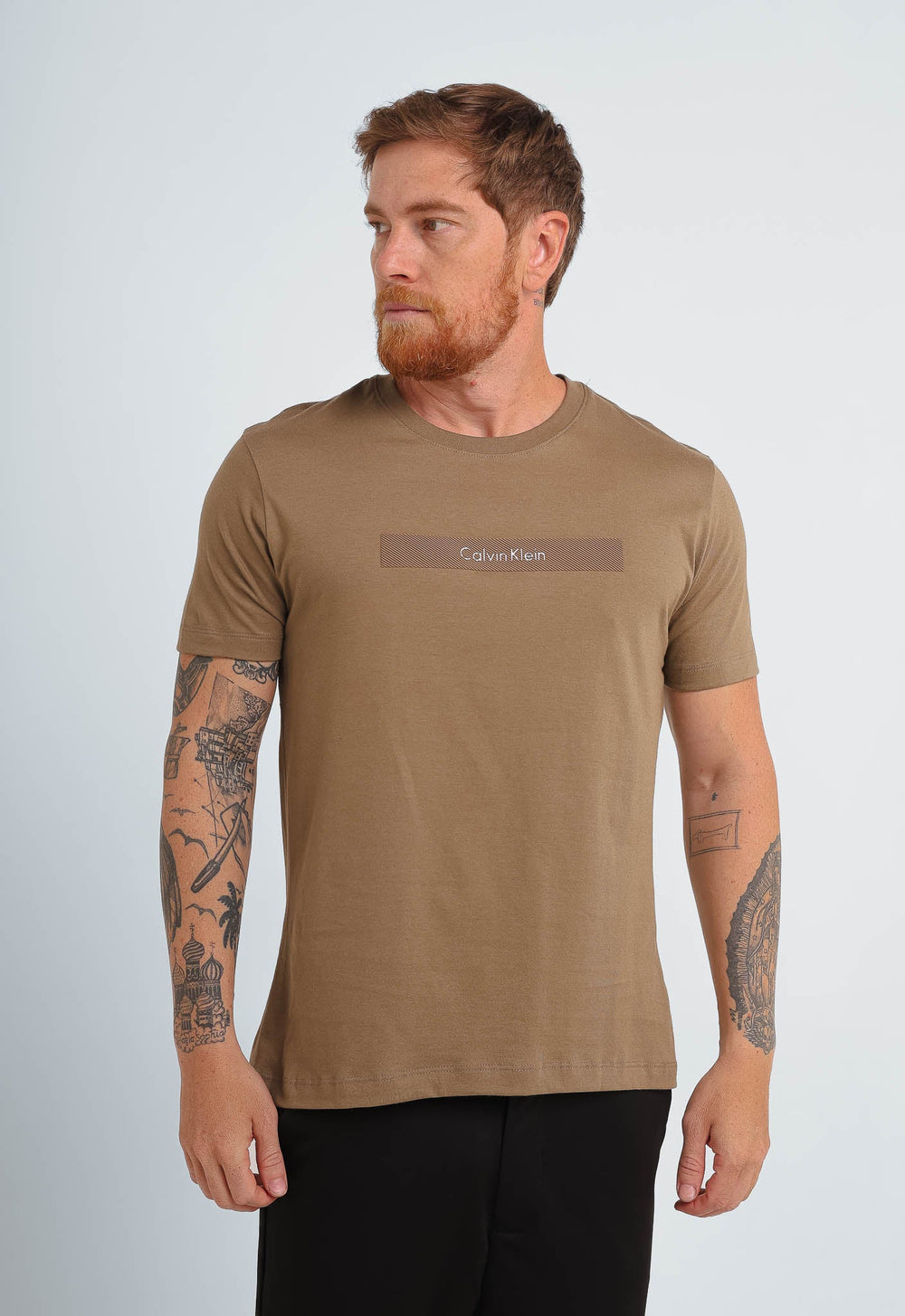 Camiseta Calvin Klein Logo Central Emborrachado - Henri Store