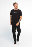 Camiseta Calvin Klein Logo Central Embossed - LIVE - Henri Store