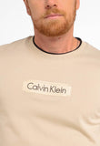 Camiseta Calvin Klein Logo Central Embossed - LIVE - Henri Store