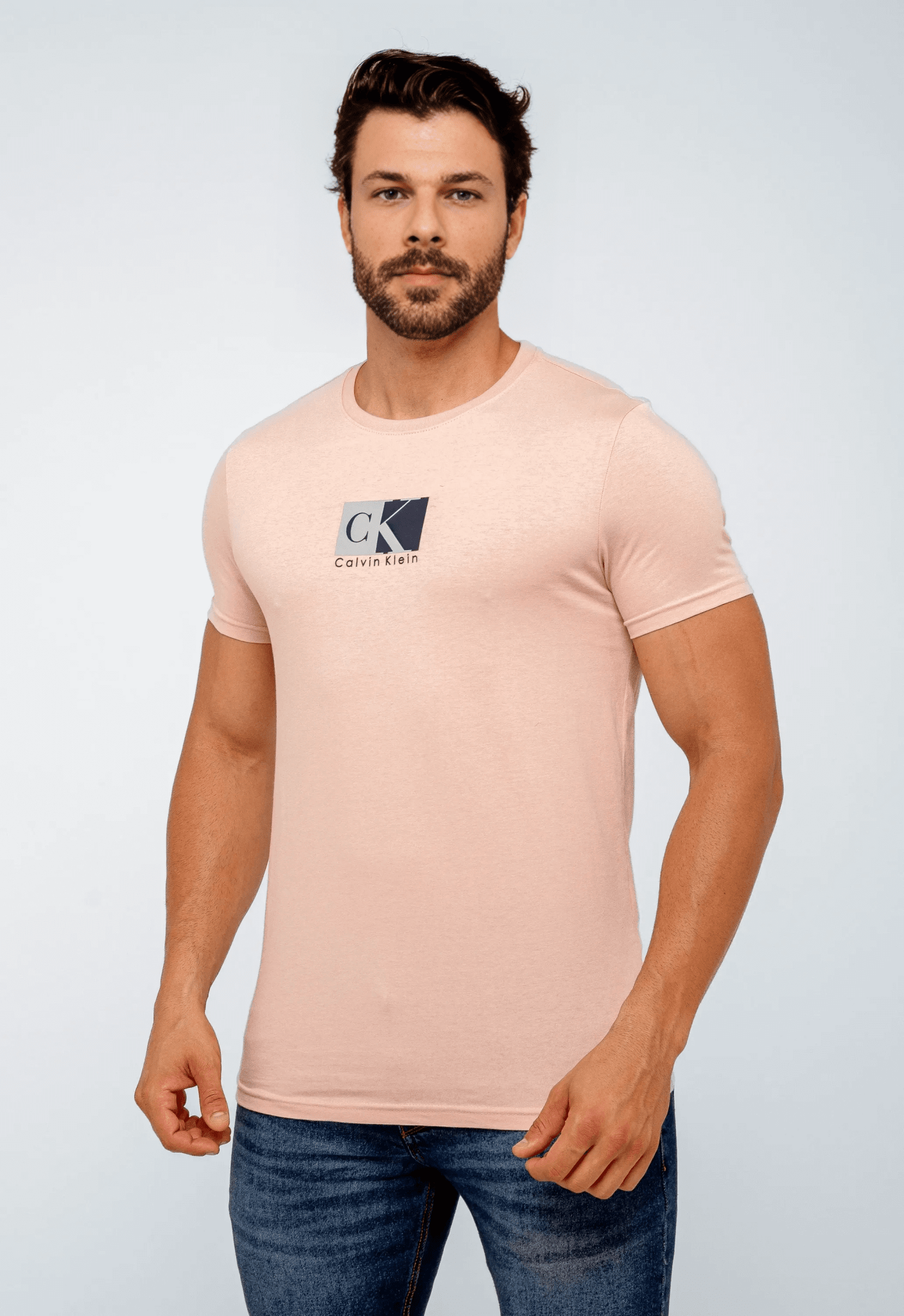 Camiseta Calvin Klein Logo Central Embossed - Henri Store