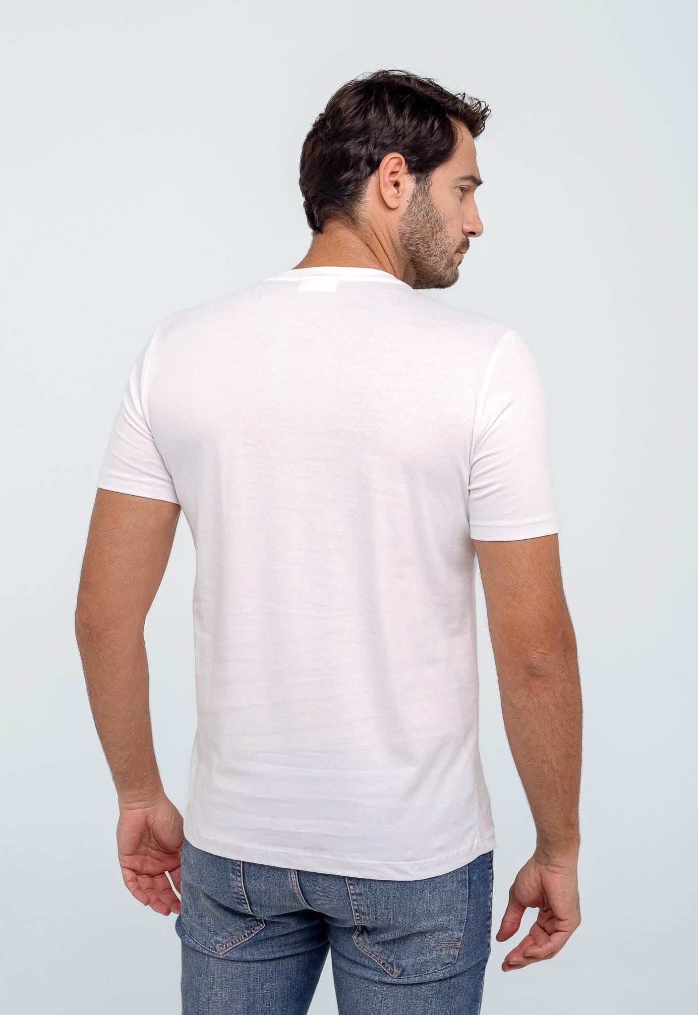 Camiseta Calvin Klein Logo Central - LIVE - Henri Store
