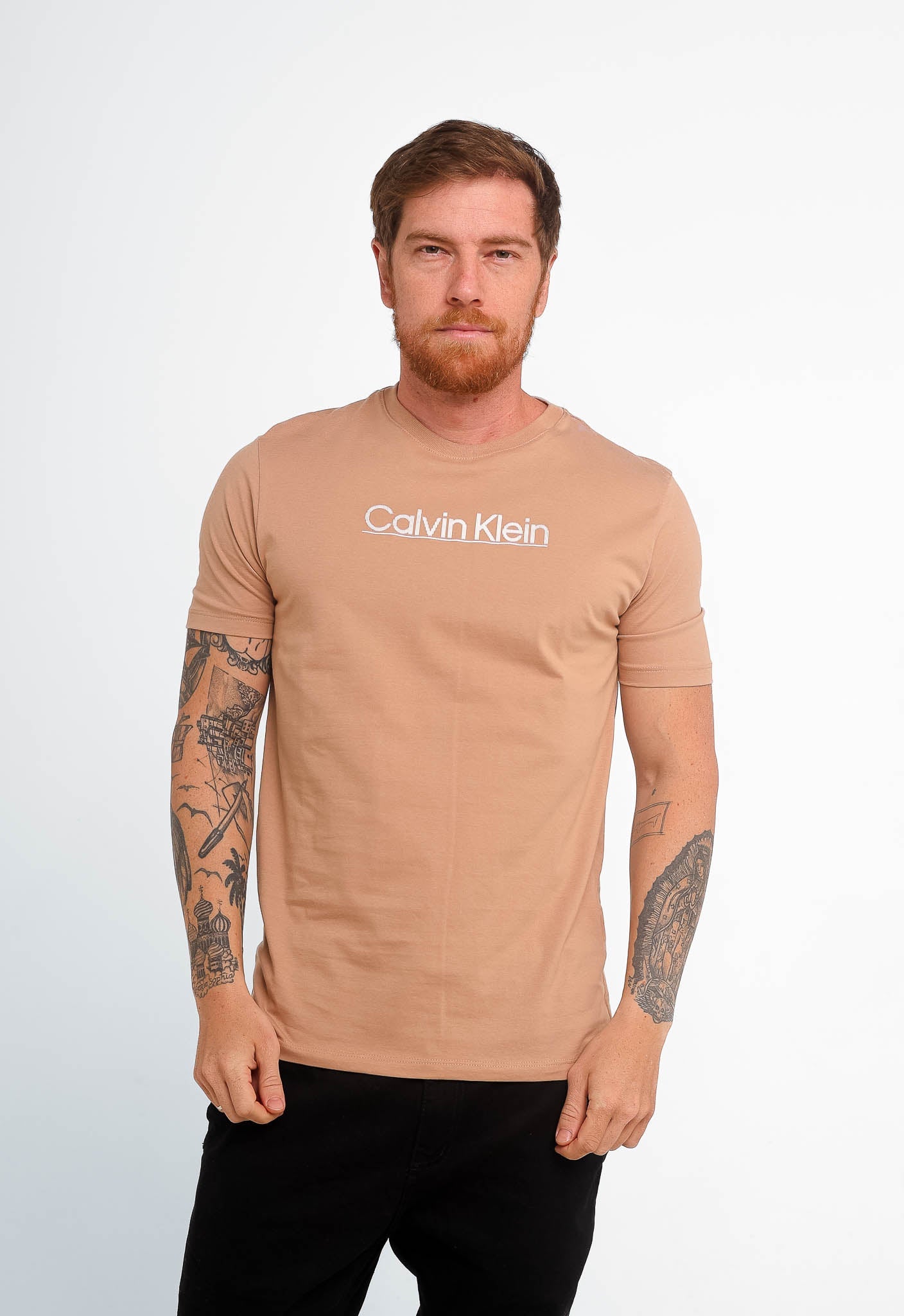 Camiseta Calvin Klein Logo Central - LIVE - Henri Store
