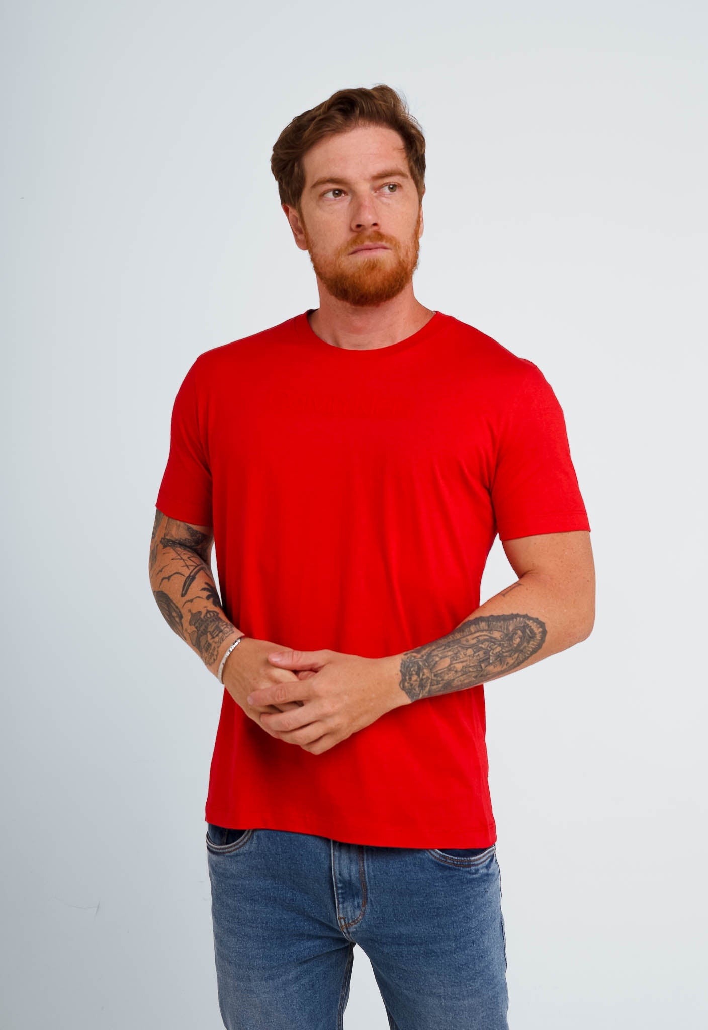 Camiseta Calvin Klein Logo Central - LIVE - Henri Store
