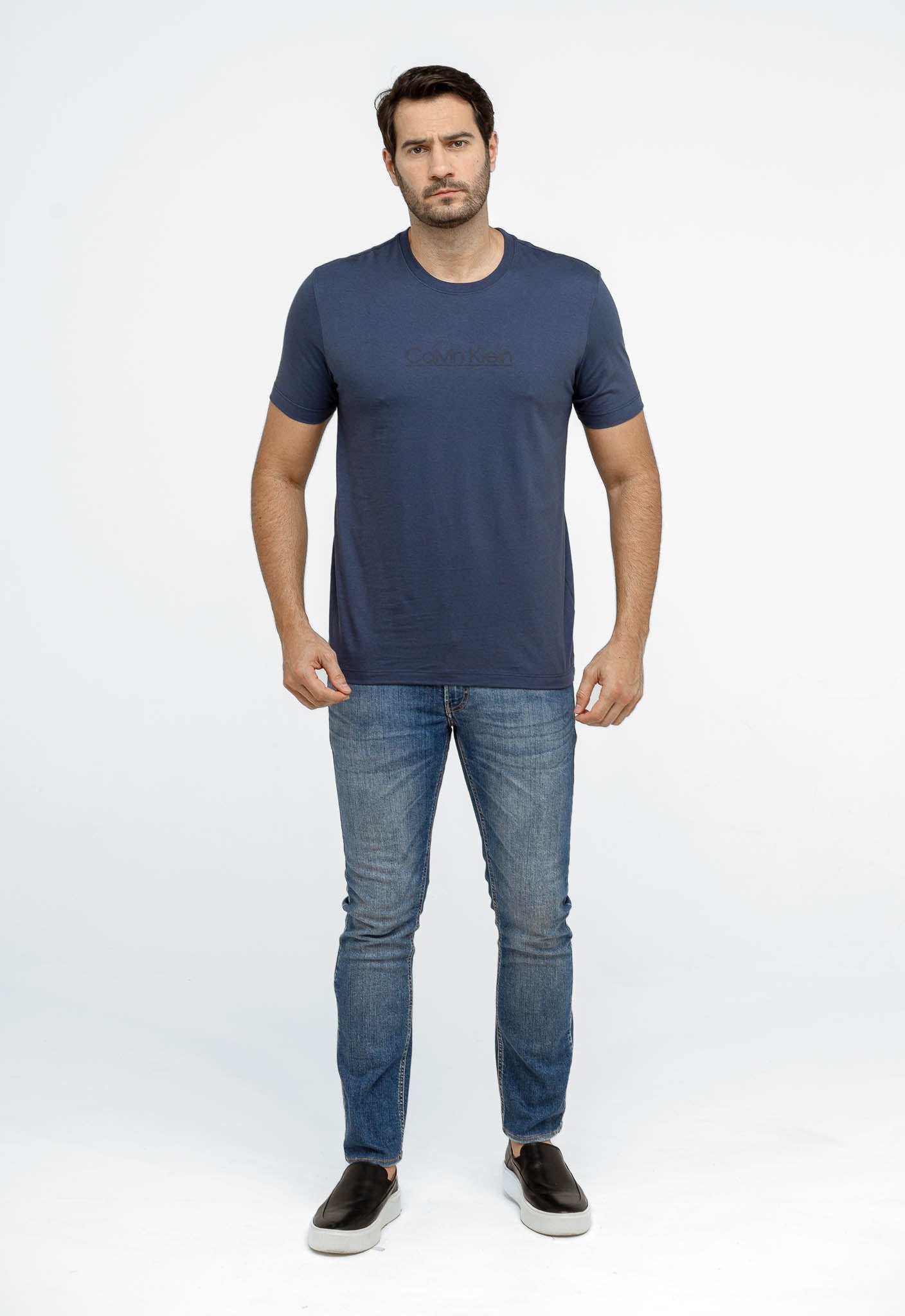 Camiseta Calvin Klein Logo Central - LIVE - Henri Store