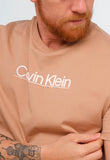 Camiseta Calvin Klein Logo Central - LIVE - Henri Store
