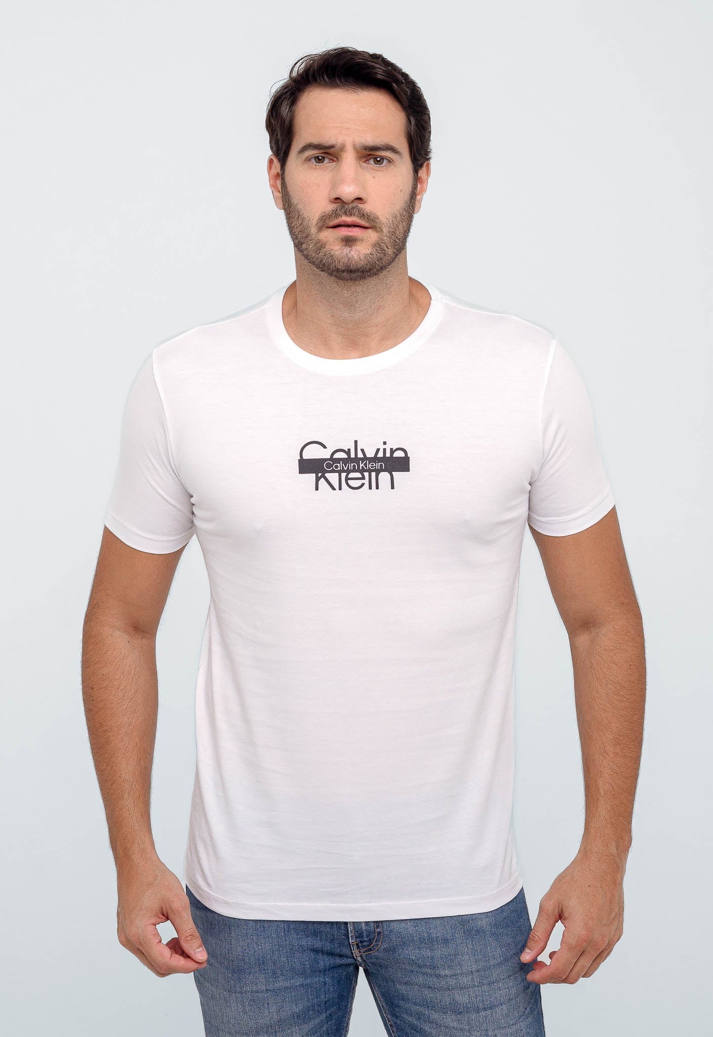 Camiseta Calvin Klein Logo Central - LIVE - Henri Store