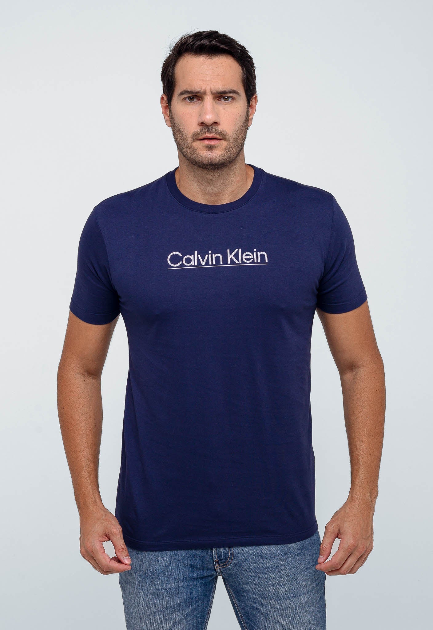 Camiseta Calvin Klein Logo Central - LIVE - Henri Store
