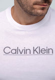 Camiseta Calvin Klein Logo Central - LIVE - Henri Store