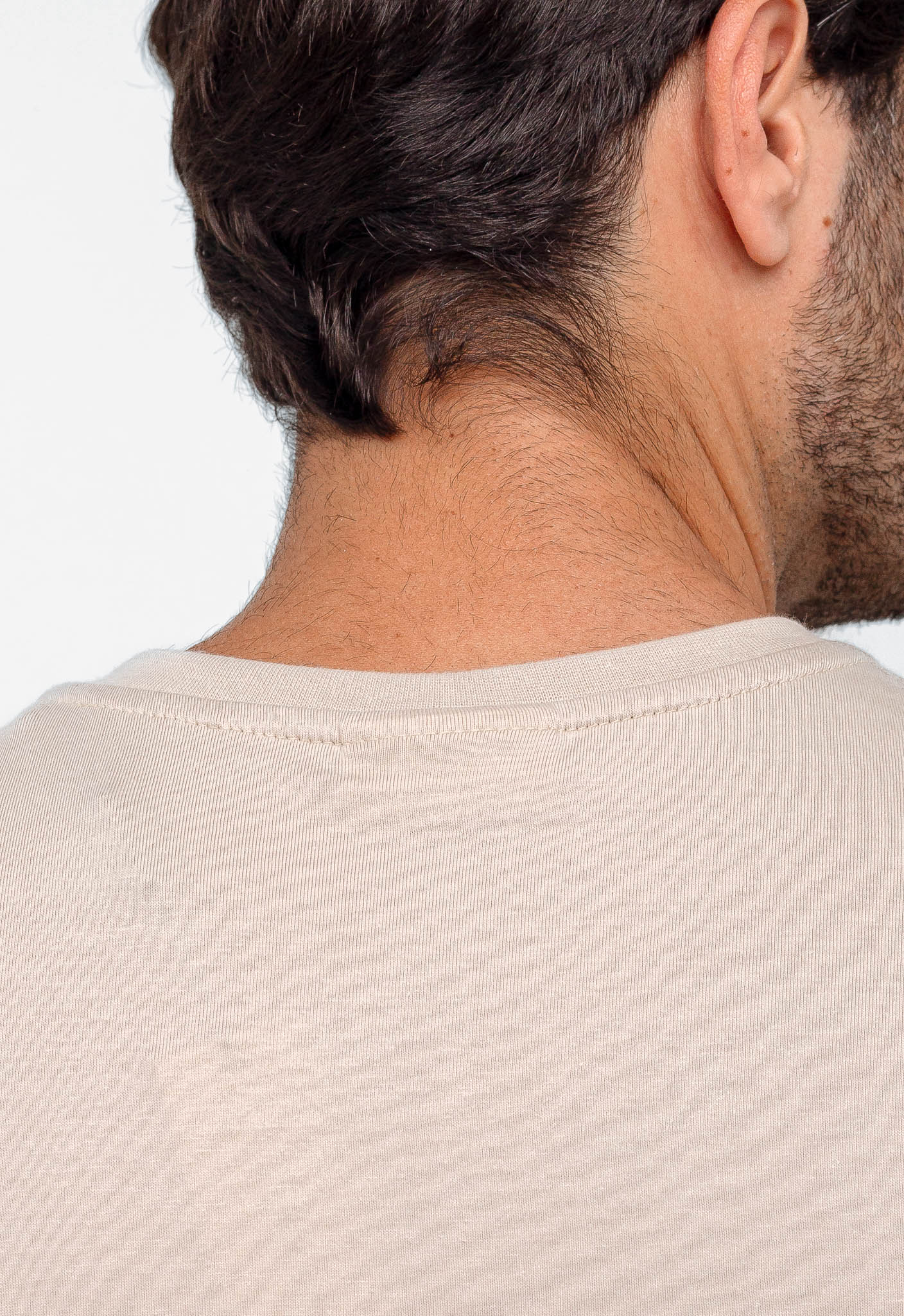 Camiseta Calvin Klein Logo Central - LIVE - Henri Store