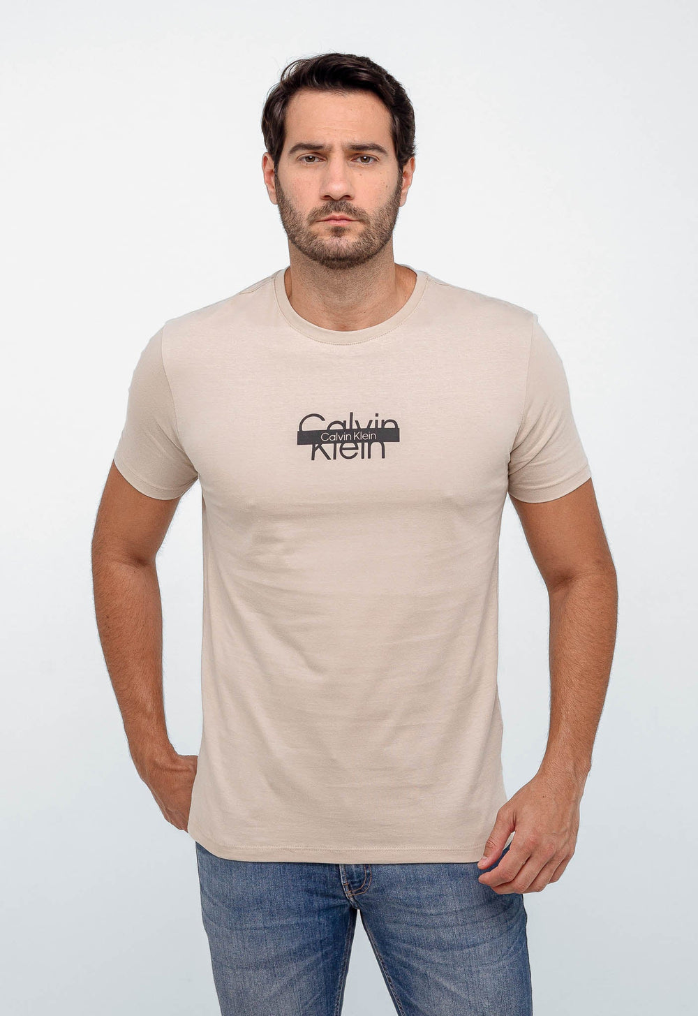 Camiseta Calvin Klein Logo Central - LIVE - Henri Store
