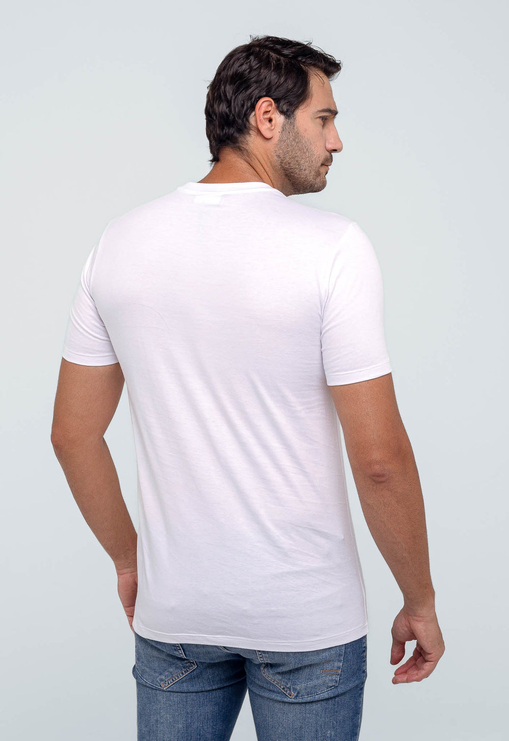 Camiseta Calvin Klein Logo Central - LIVE - Henri Store