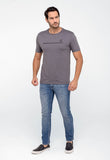 Camiseta Calvin Klein Logo Central - Sale - Henri Store