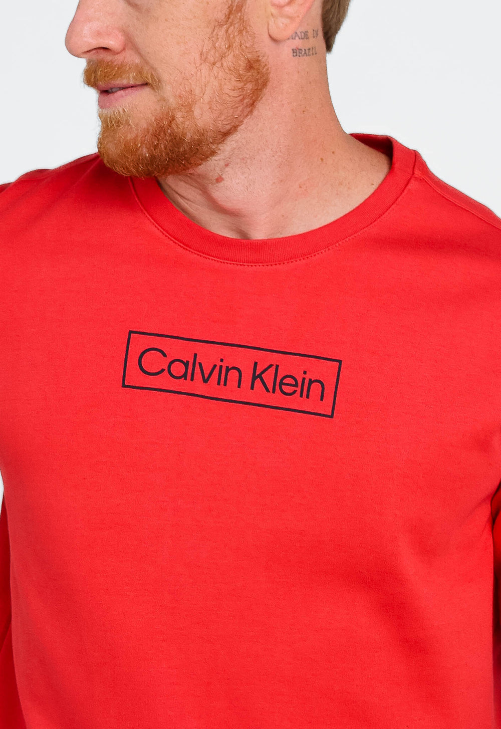 Camiseta Calvin Klein Logo Central Vermelho - Henri Store