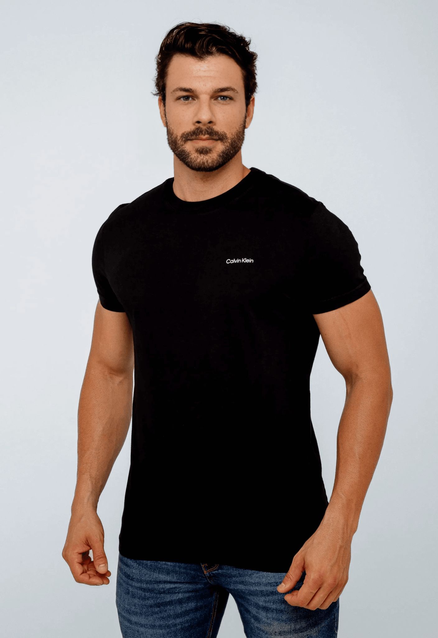 Camiseta Calvin Klein Logo Chest - Henri Store