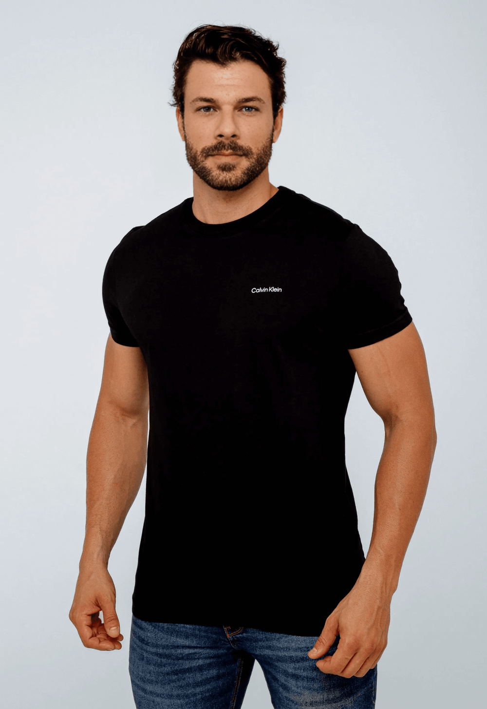 Camiseta Calvin Klein Logo Chest - Henri Store