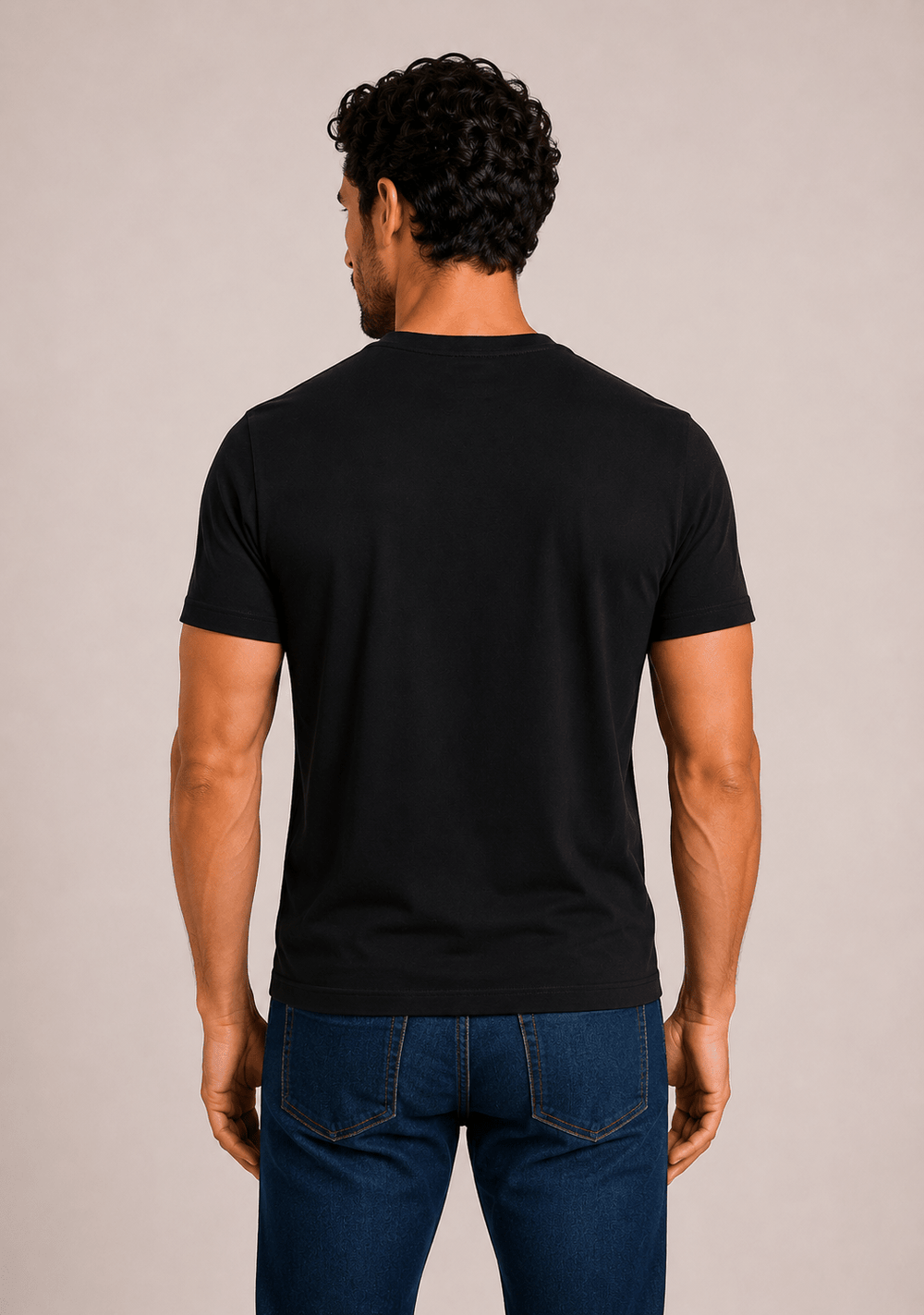 Camiseta Calvin Klein Logo em Alto Relevo Bordado - Henri Store