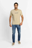 Camiseta Calvin Klein Logo Est. 1968 Cáqui - Henri Store