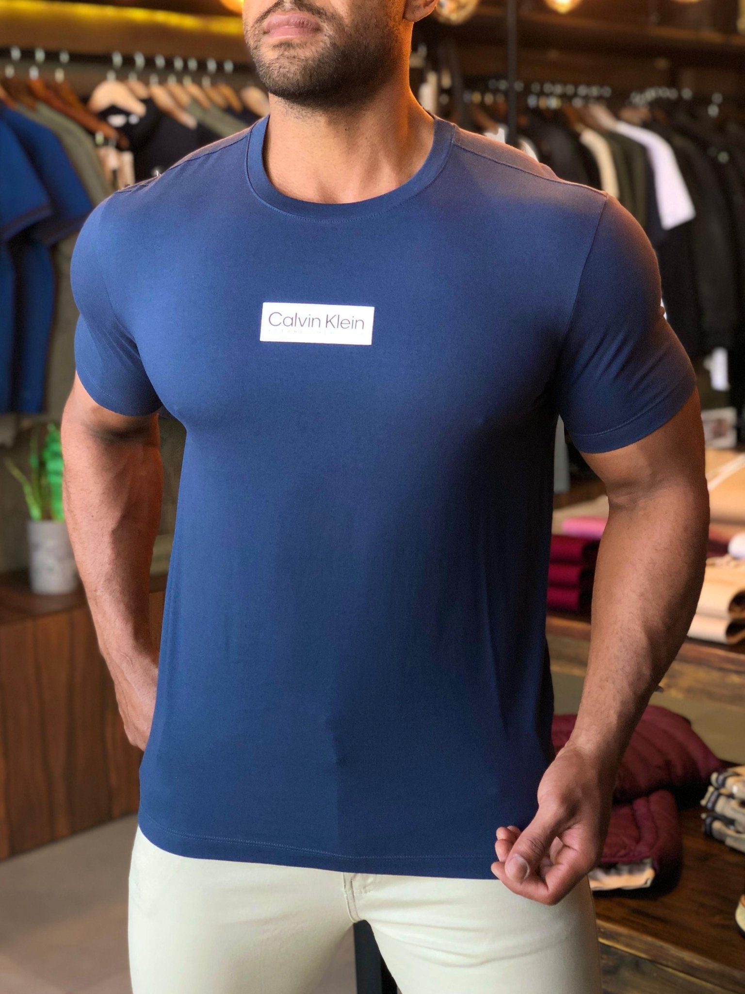 Camiseta Calvin Klein Logo Established - Henri Store