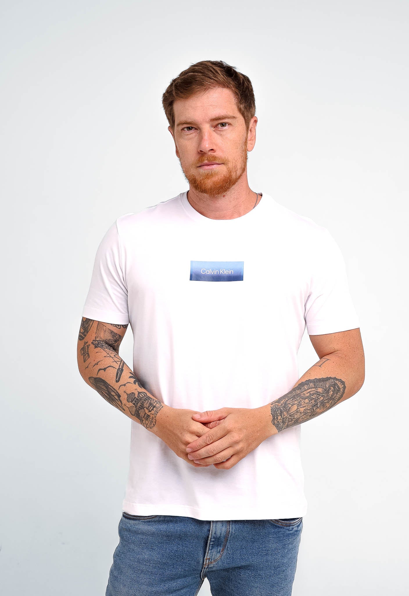 Camiseta Calvin Klein Logo Gel Overlay - Henri Store
