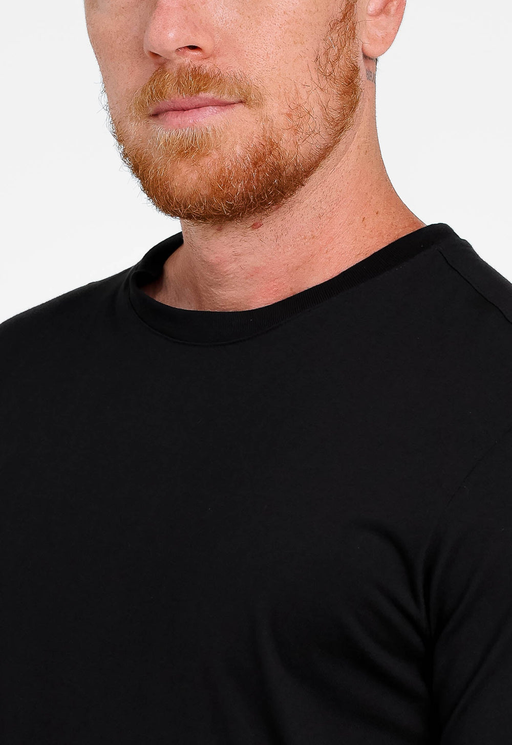 Camiseta Calvin Klein Logo Lateral em Relevo Ck Preto - Henri Store