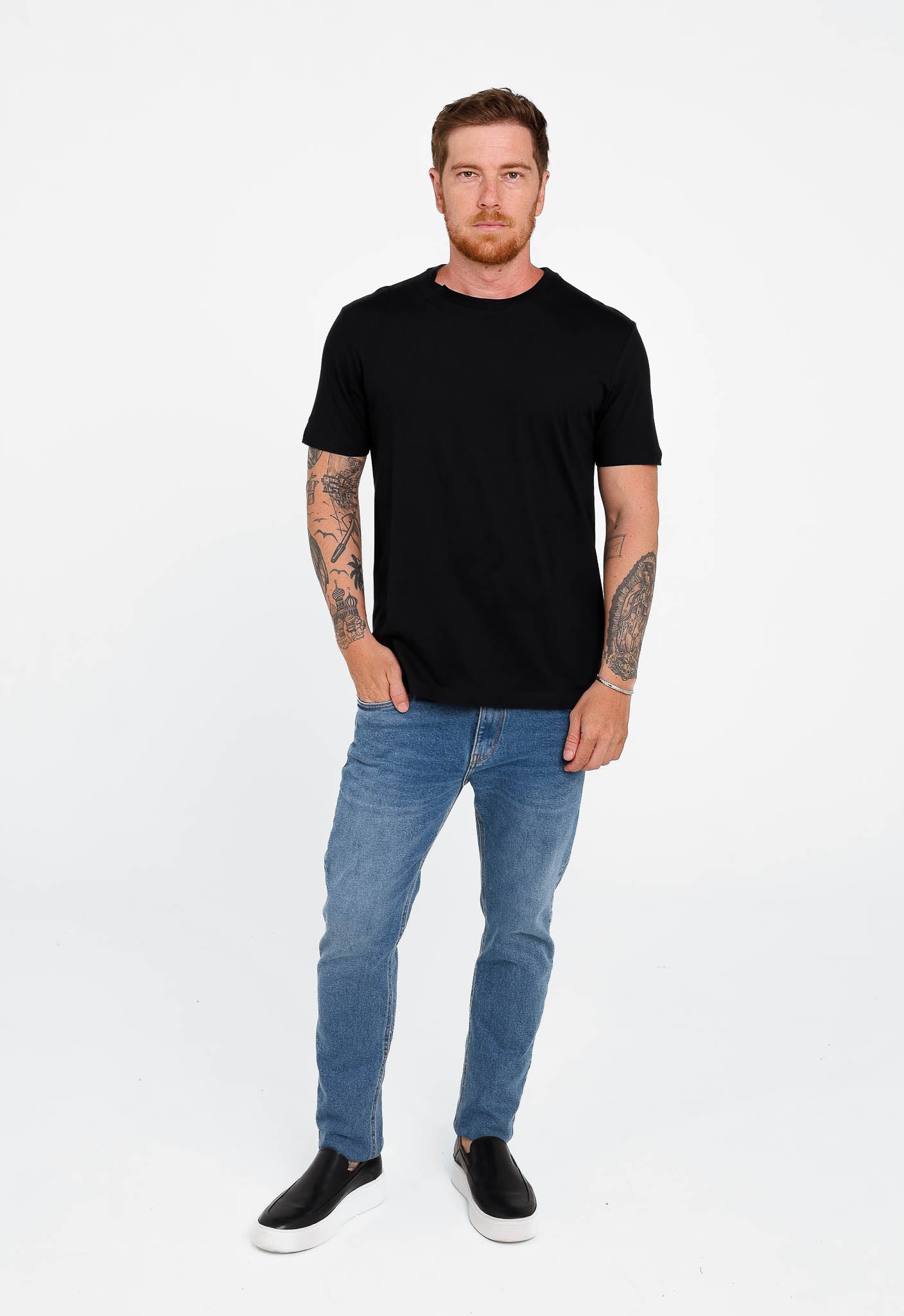 Camiseta Calvin Klein Logo Lateral em Relevo Ck Preto - Henri Store