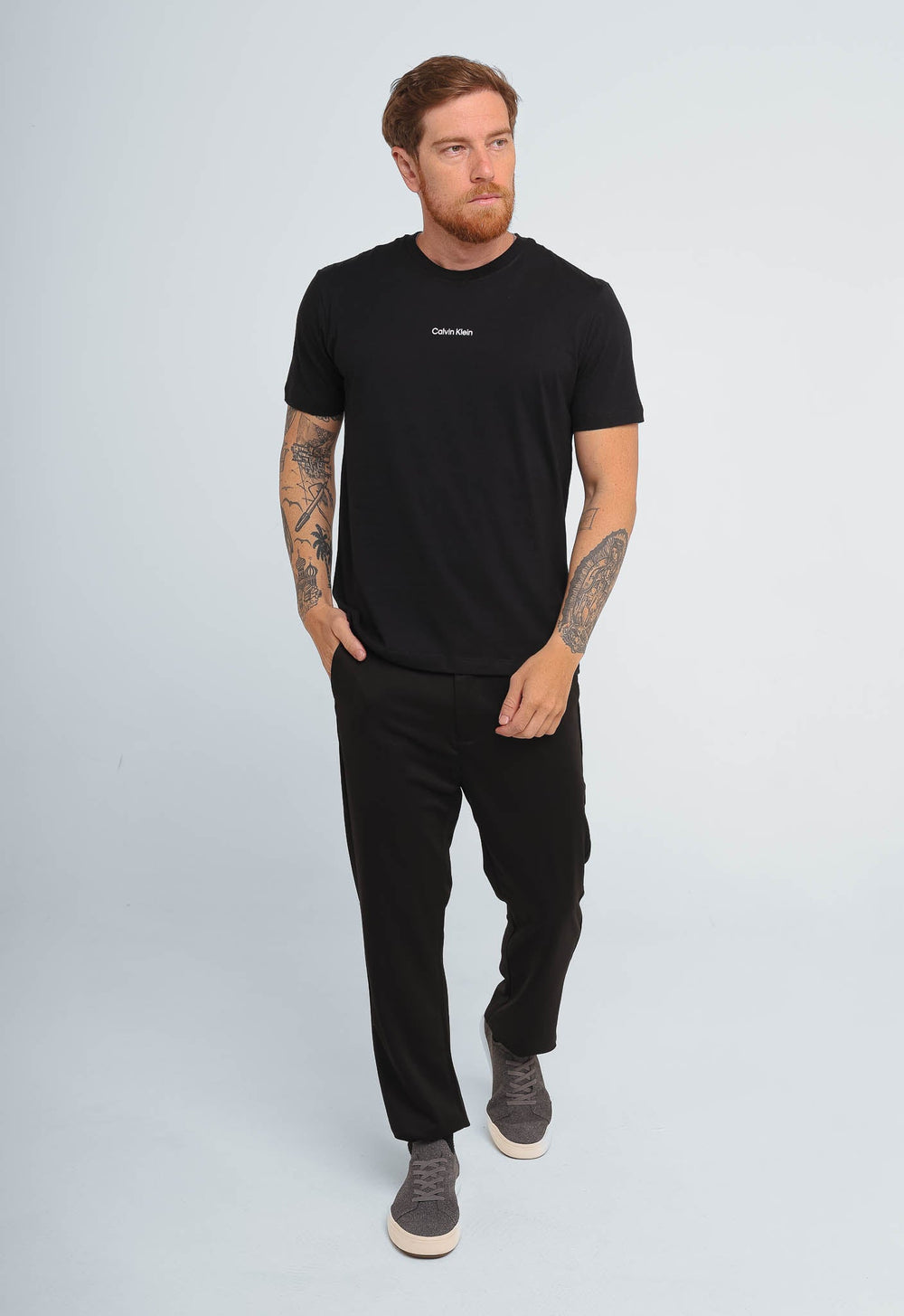 Camiseta Calvin Klein Logo Nano Central - Henri Store