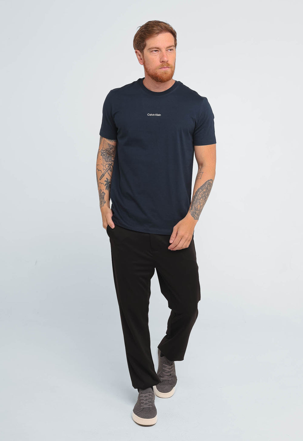 Camiseta Calvin Klein Logo Nano Central - Henri Store