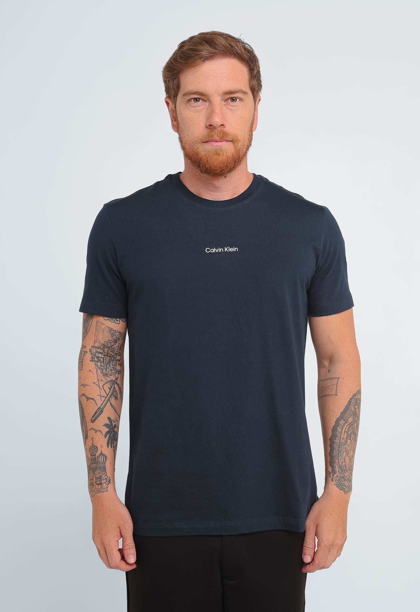 Camiseta Calvin Klein Logo Nano Central - Henri Store